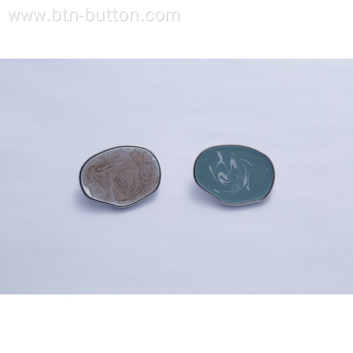 Durable metal buttons for clothing